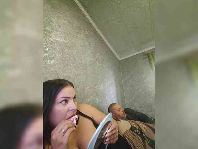 Cleopatra1990 webcam