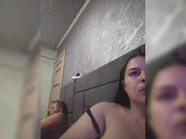 Cleopatra1990 webcam