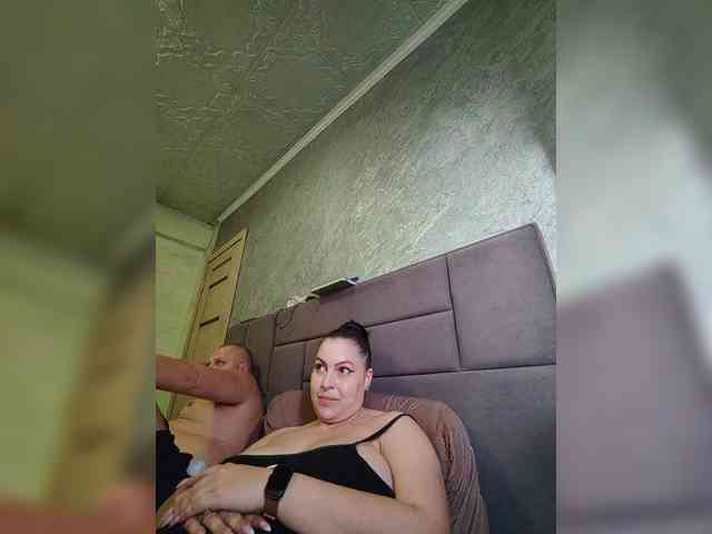 Cleopatra1990 webcam