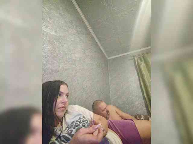 Cleopatra1990 webcam