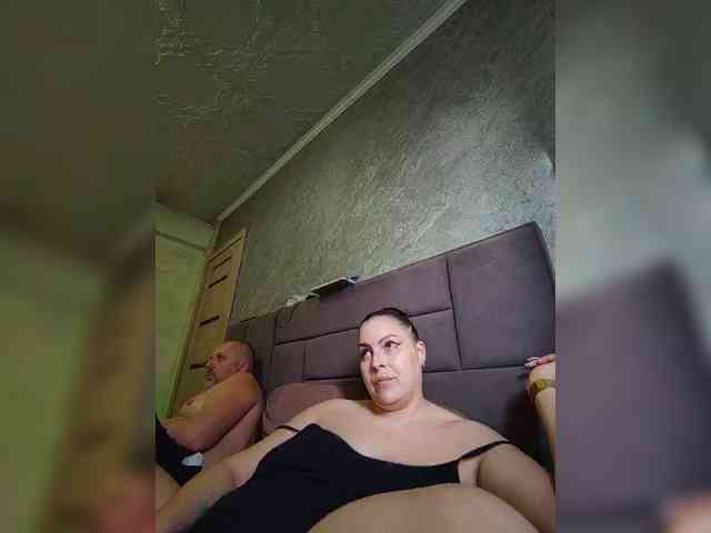 Cleopatra1990 webcam