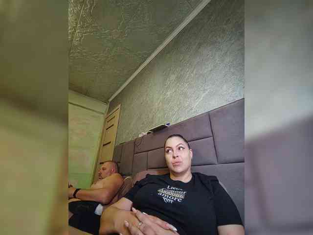 Cleopatra1990 webcam