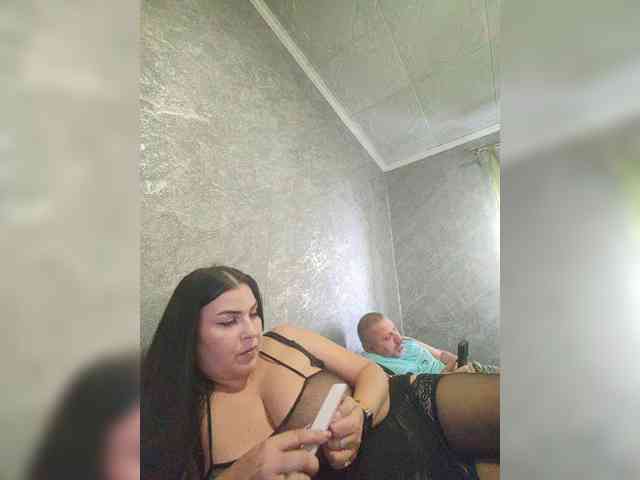 Cleopatra1990 webcam