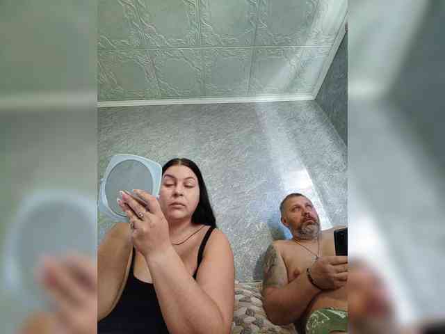 Cleopatra1990 webcam