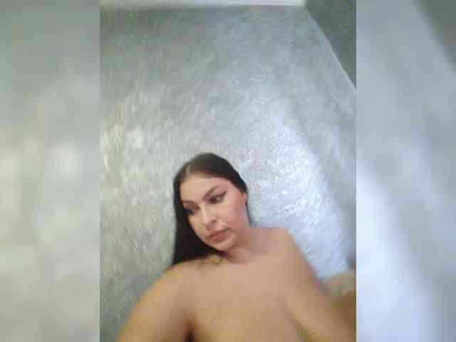 Cleopatra1990 webcam