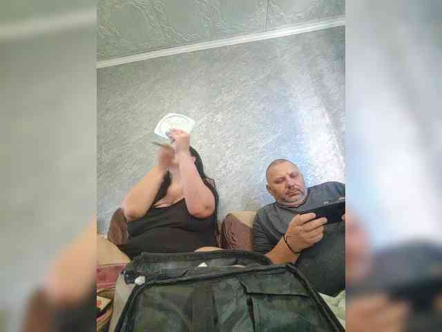 Cleopatra1990 webcam