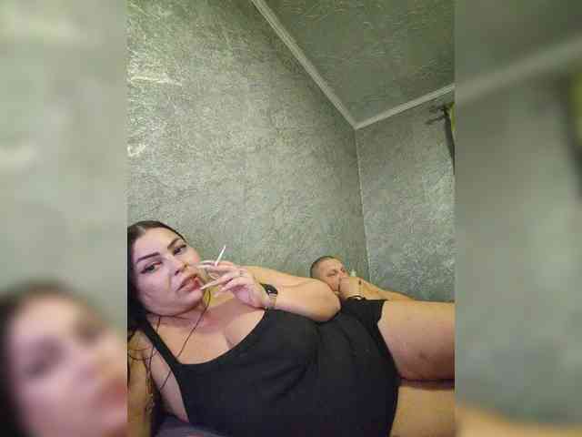 Cleopatra1990 webcam