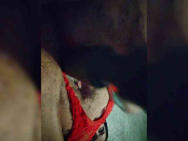 Cleopatra1990 webcam