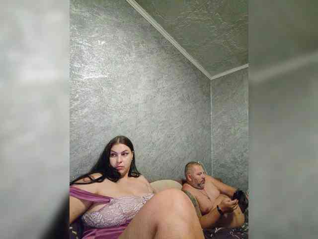 Cleopatra1990 webcam