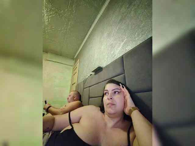 Cleopatra1990 webcam