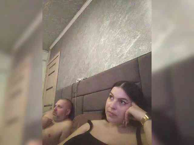 Cleopatra1990 webcam