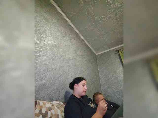 Cleopatra1990 webcam