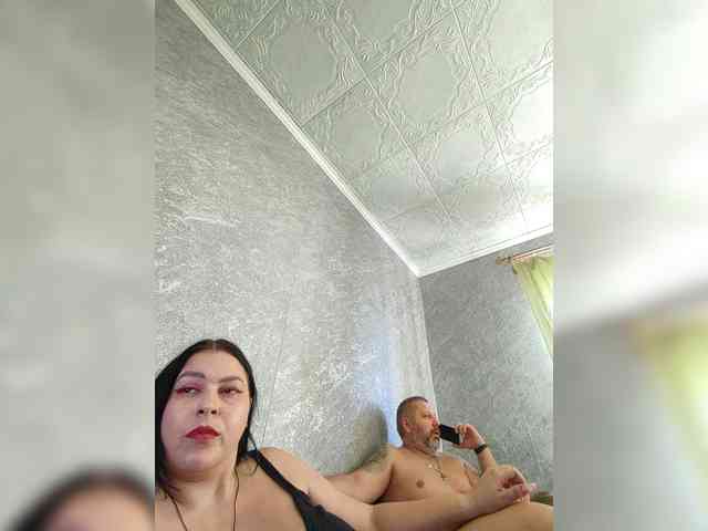 Cleopatra1990 webcam