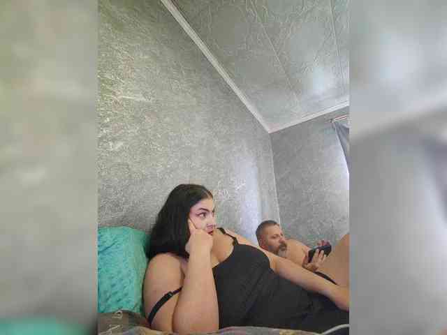 Cleopatra1990 webcam