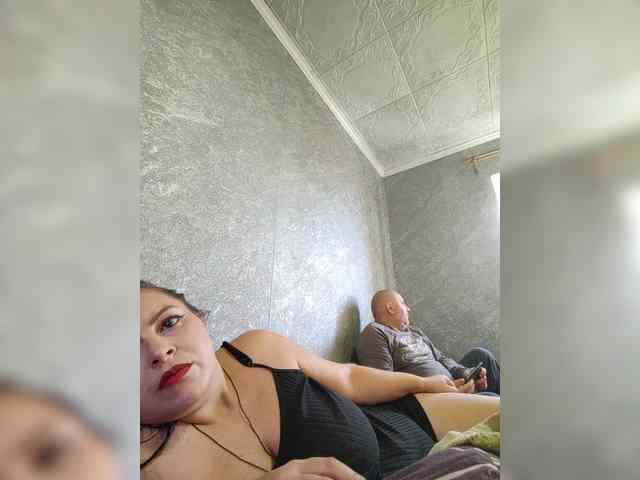 kissmabont Live Webcam on {site_name}