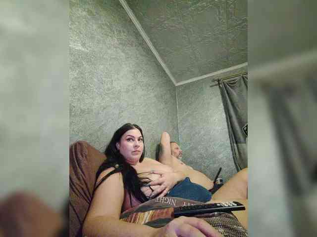 Cleopatra1990 webcam