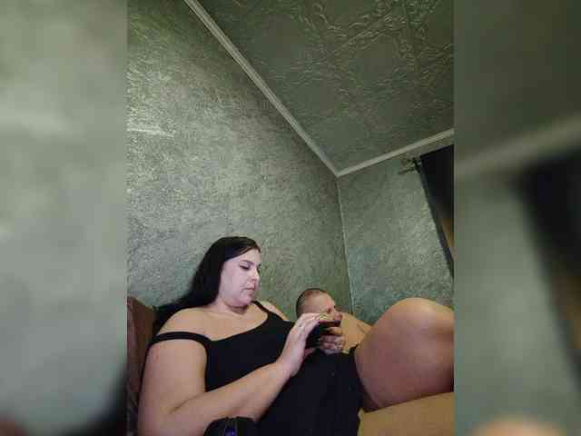 Cleopatra1990 webcam