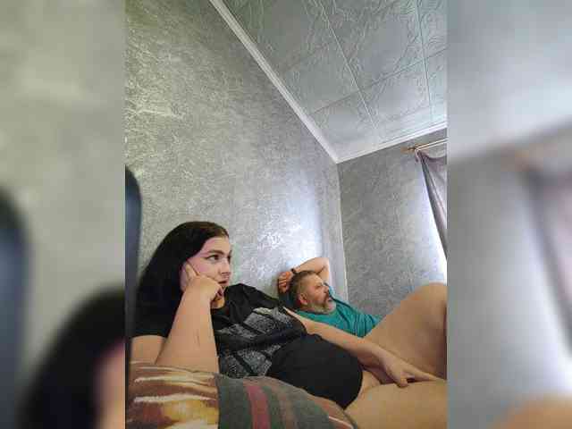 Cleopatra1990 webcam