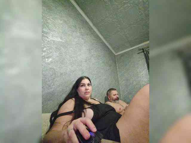 Cleopatra1990 webcam