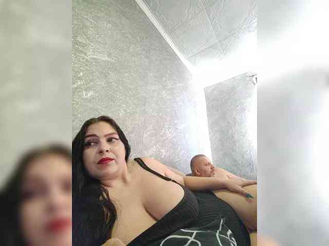 Cleopatra1990 webcam