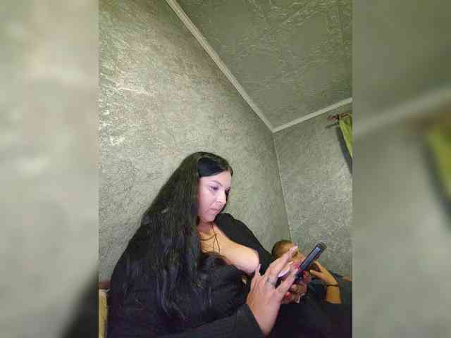 Cleopatra1990 webcam