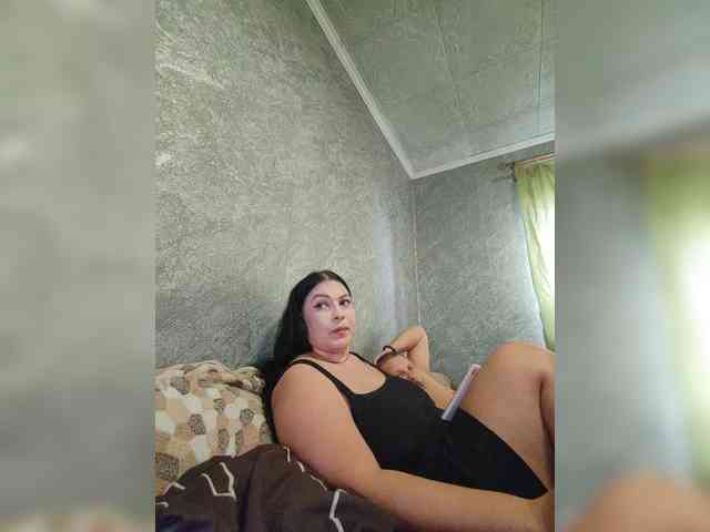 Cleopatra1990 webcam