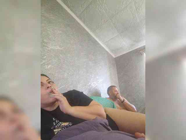 Cleopatra1990 webcam