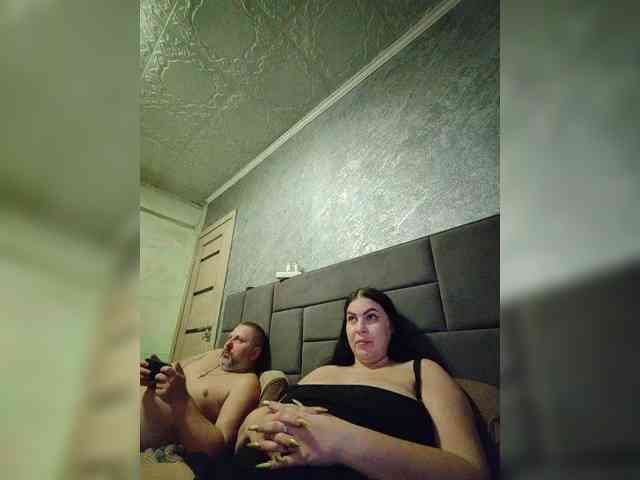 Cleopatra1990 webcam