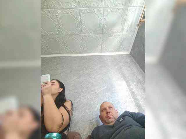 Cleopatra1990 webcam