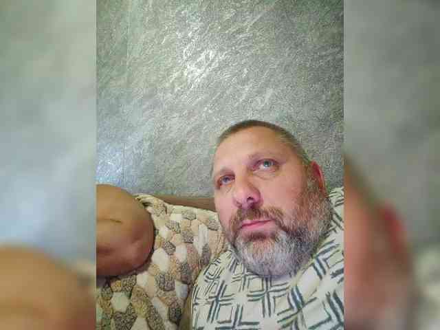 Cleopatra1990 webcam