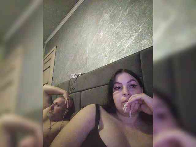 Cleopatra1990 webcam