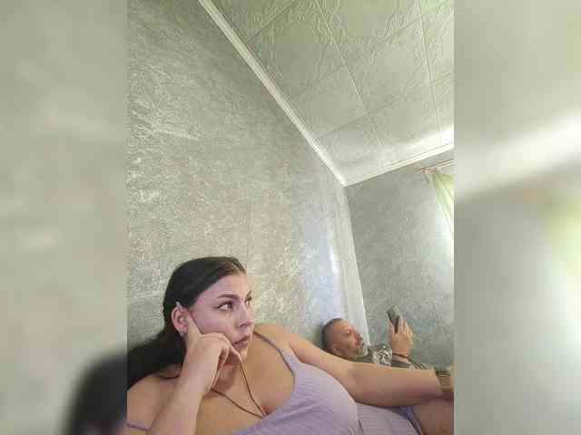 Cleopatra1990 webcam