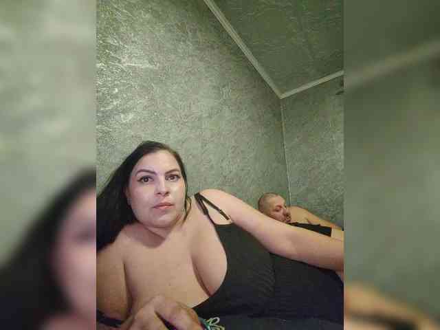 Cleopatra1990 webcam