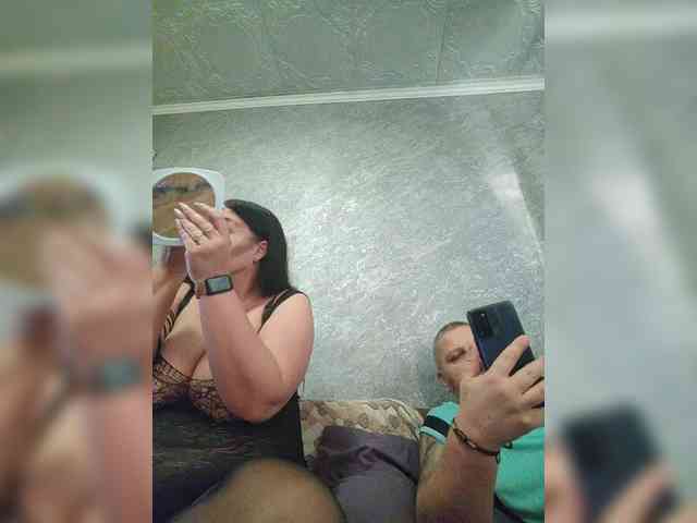 Cleopatra1990 webcam