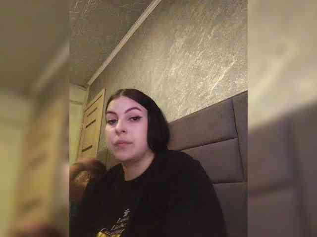 Cleopatra1990 webcam