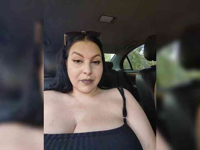 Cleopatra1990 webcam