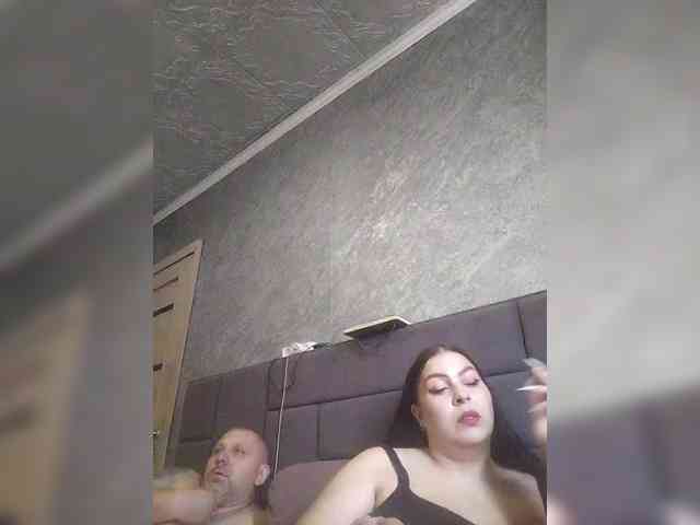 Cleopatra1990 webcam