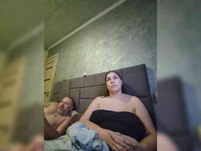 Cleopatra1990 webcam