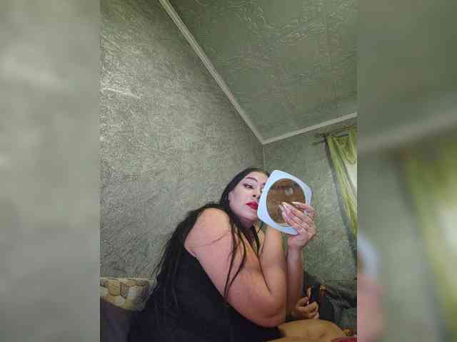 Cleopatra1990 webcam