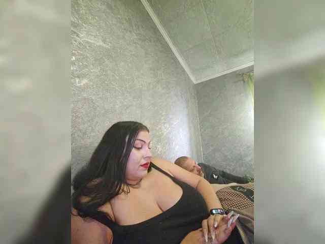 Cleopatra1990 webcam