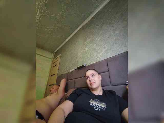 Cleopatra1990 webcam