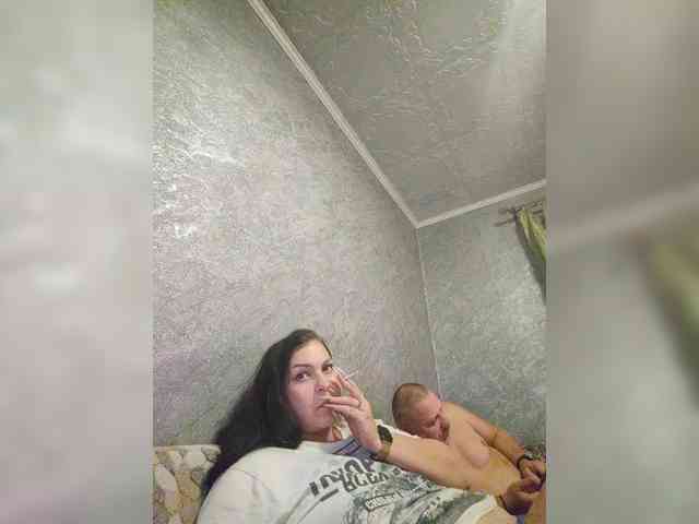 Cleopatra1990 webcam