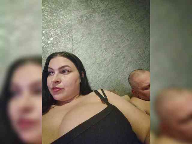 Cleopatra1990 webcam