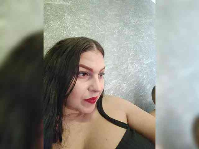 Cleopatra1990 webcam