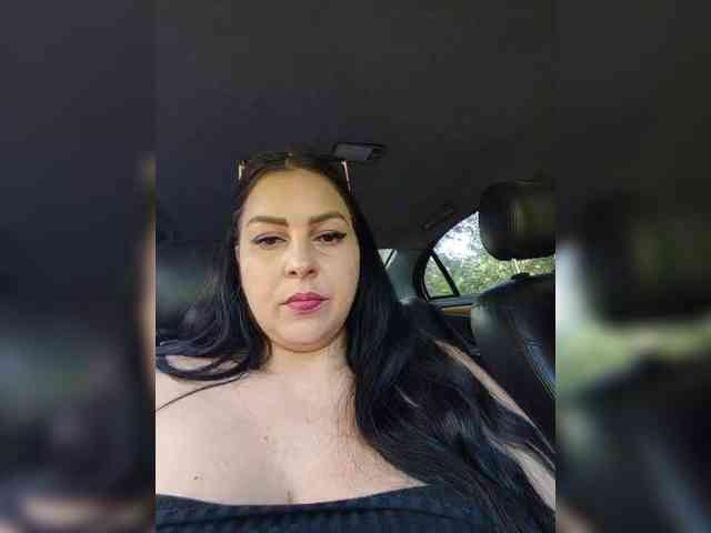 Cleopatra1990 webcam