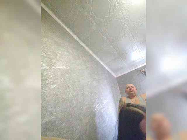 Cleopatra1990 webcam