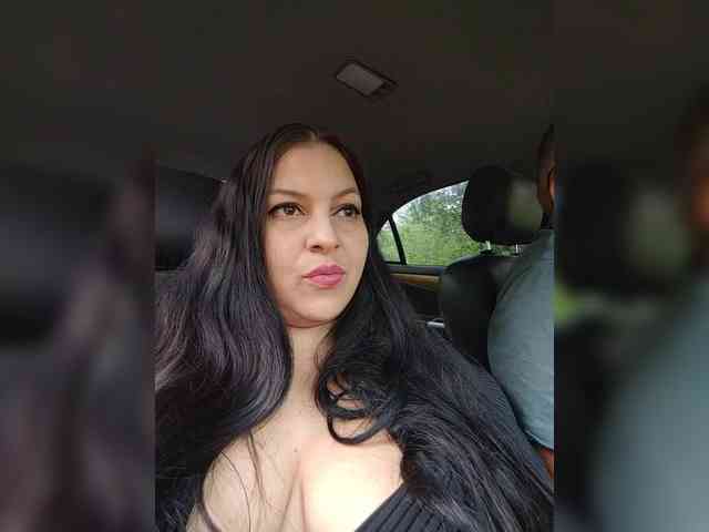 kissmabont Live Webcam on BongaCams