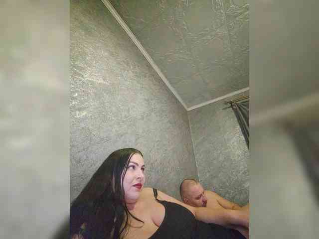 Cleopatra1990 webcam