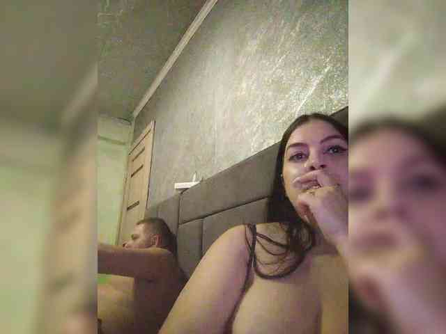 Cleopatra1990 webcam