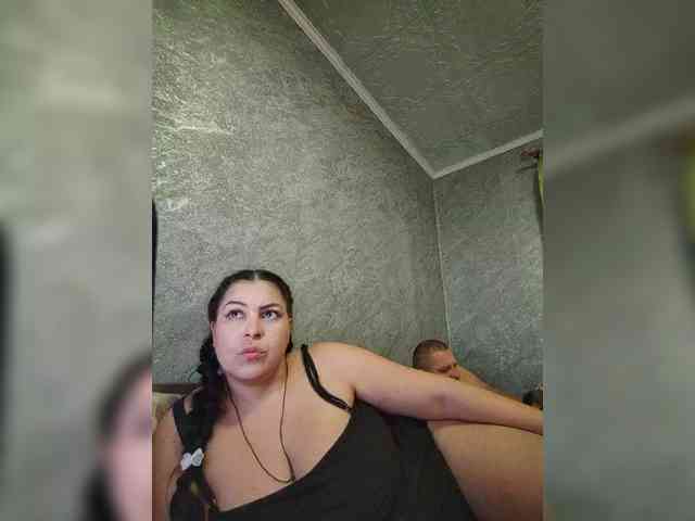 Cleopatra1990 webcam